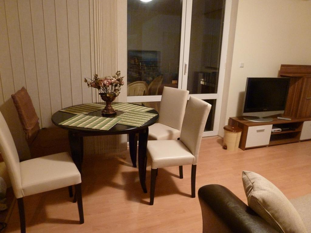 אלניטה Private Apartments In Privilige Fort Beach מראה חיצוני תמונה