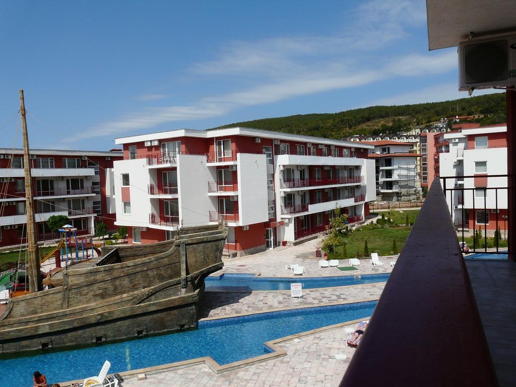 אלניטה Private Apartments In Privilige Fort Beach מראה חיצוני תמונה