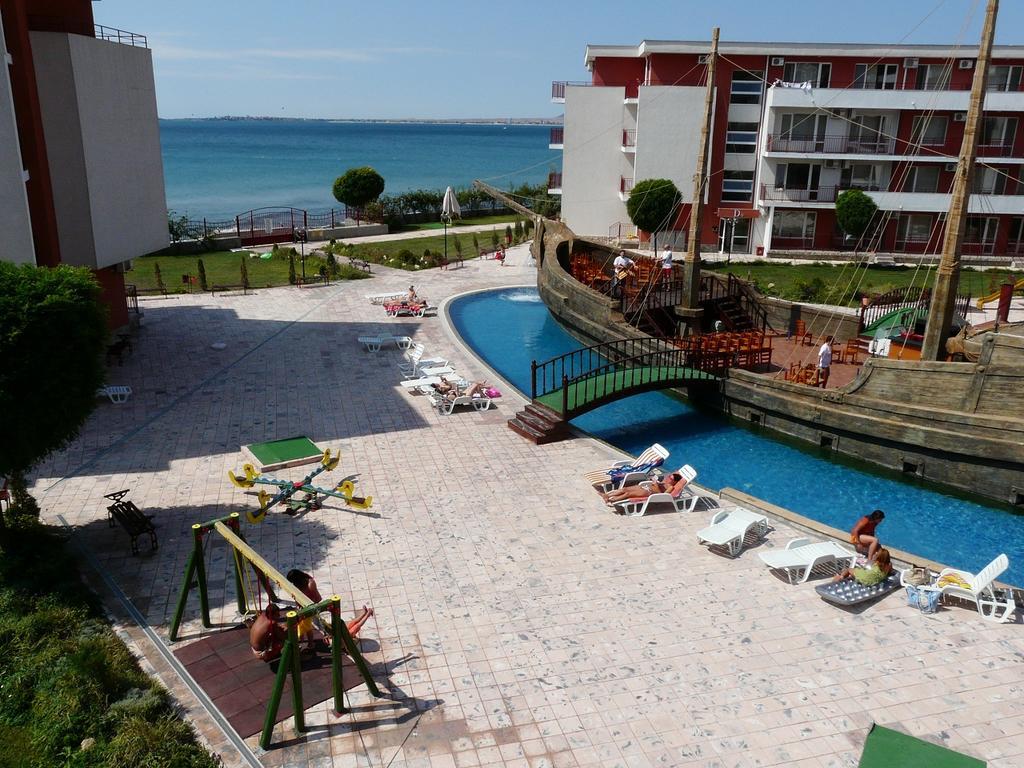 אלניטה Private Apartments In Privilige Fort Beach מראה חיצוני תמונה